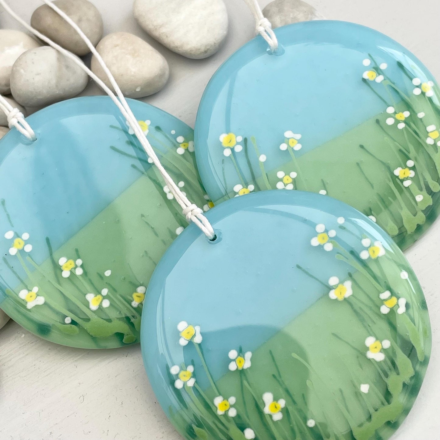 Fused glass hand painted round hanger - Daisy Meadow