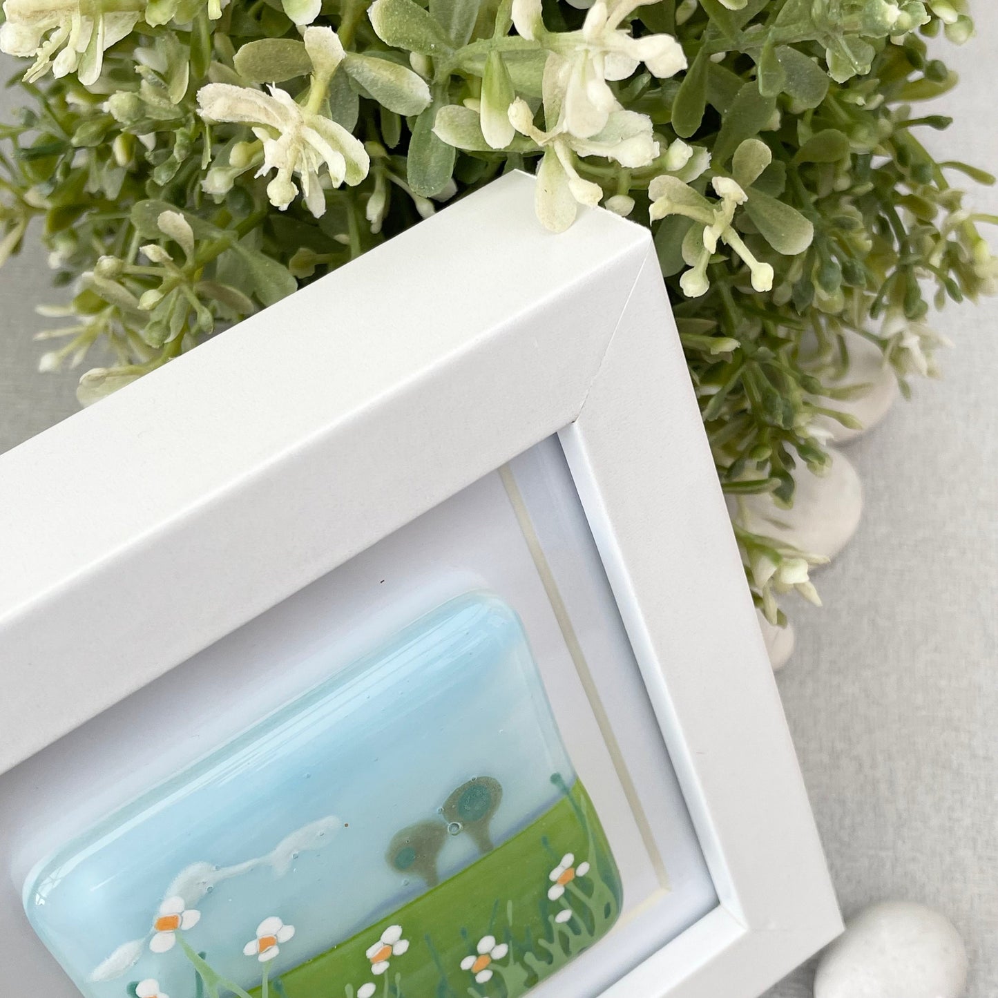 Fused glass hand painted mini frame picture ~ Daisy Meadow Field 2