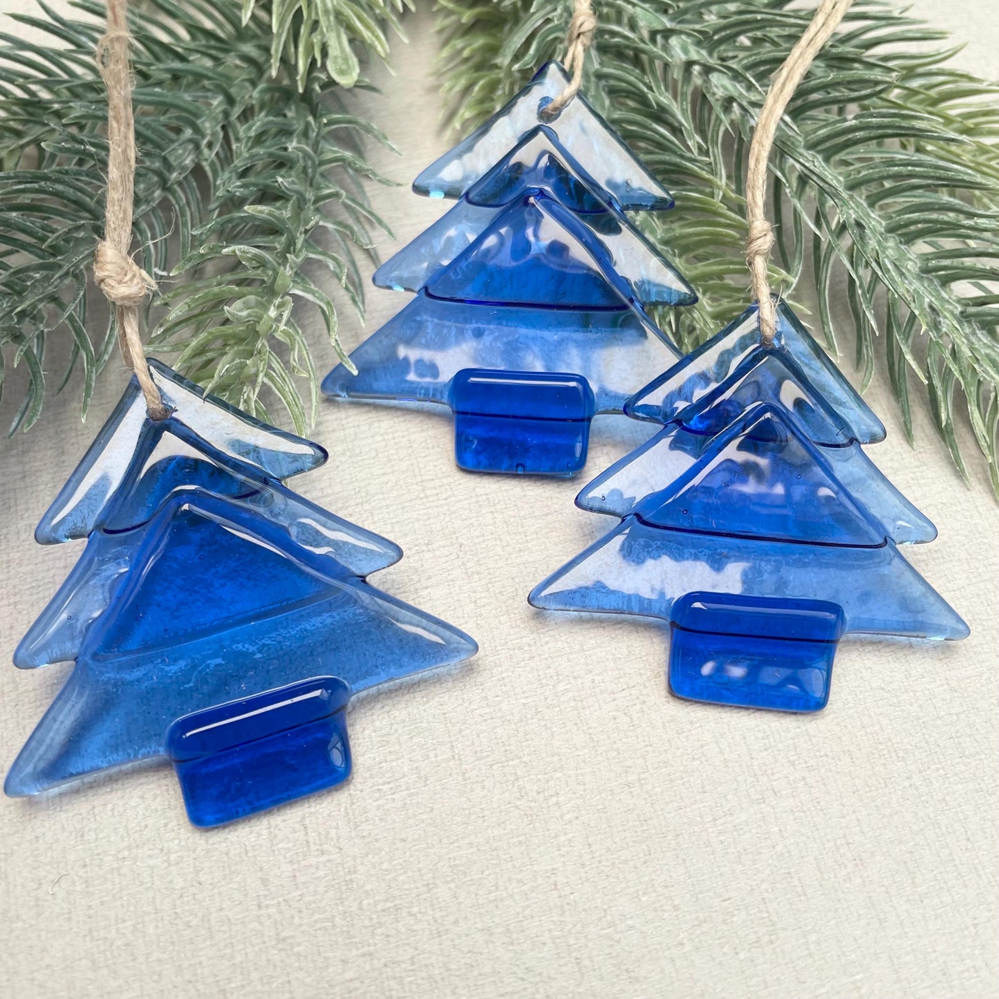 Christmas Tree -  blue - short