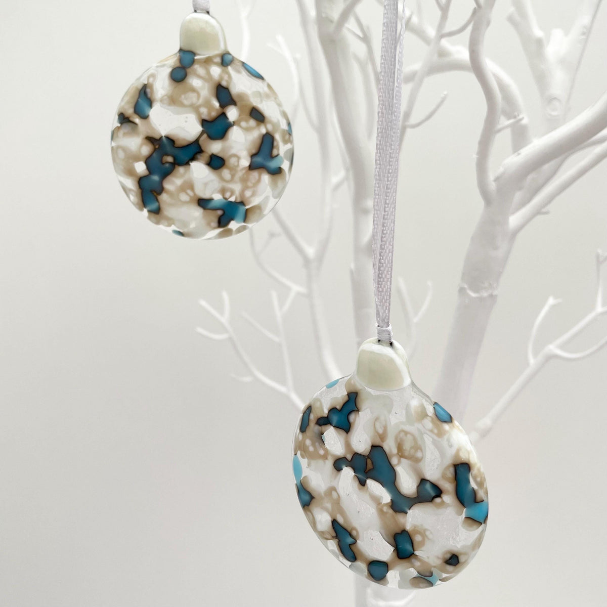 Turquoise & Ivory Bauble