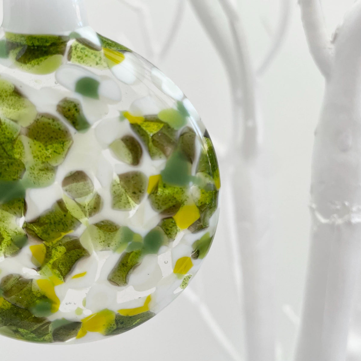 Sparkle Green & Cream Bauble