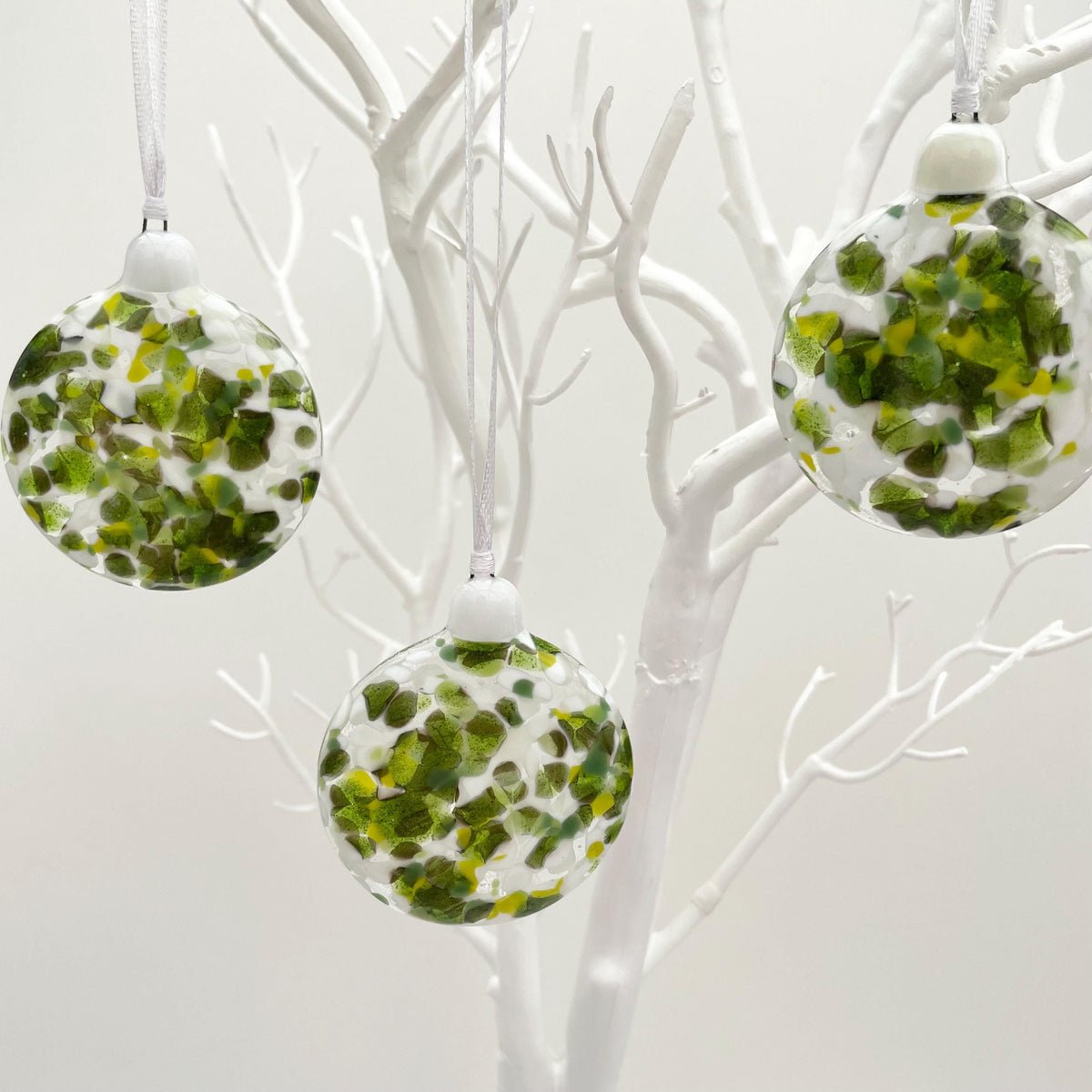 Sparkle Green & Cream Bauble